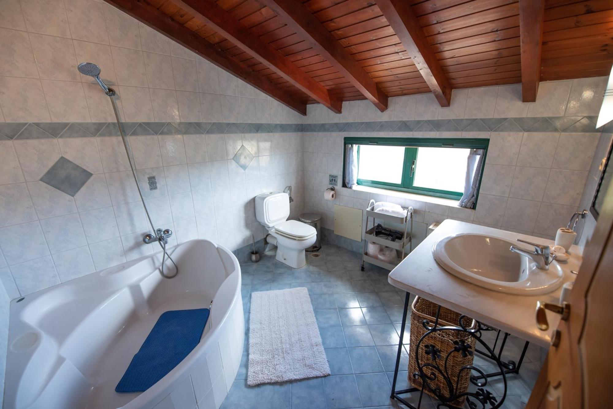 Mirmidones Corfu Apartment Petriti  Экстерьер фото